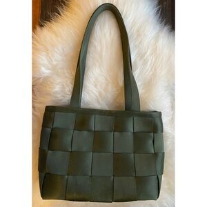 Olive/Sage Green Harvey’s Seatbelt Bag Medium Tote (Discontinued Color)